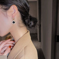 Women girl earring stud Clover 's Premium Classic Chanel-like Eardrops